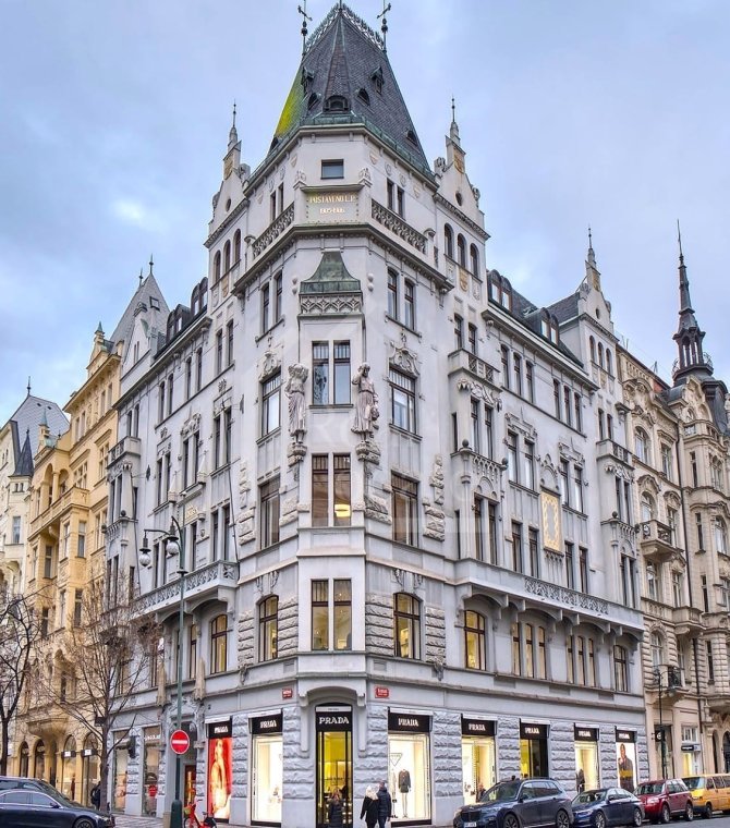 Pronájem bytů, Praha 1 - Pařížská