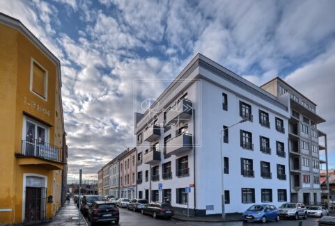 Prodej a pronájem bytů, Praha 9 – Kolmá